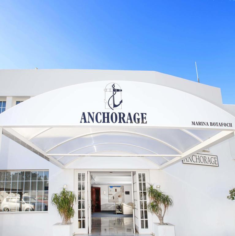 Anchorage Hotel Ибиса Екстериор снимка